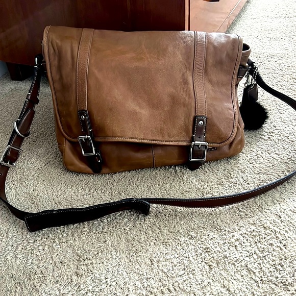 COACH Large Messenger Bag - Picture 1 of 3